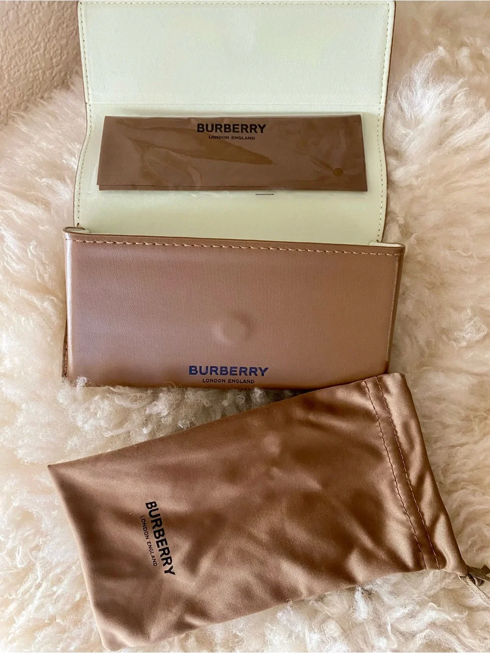 Burberry Tan glasses sunglasses case with Logo